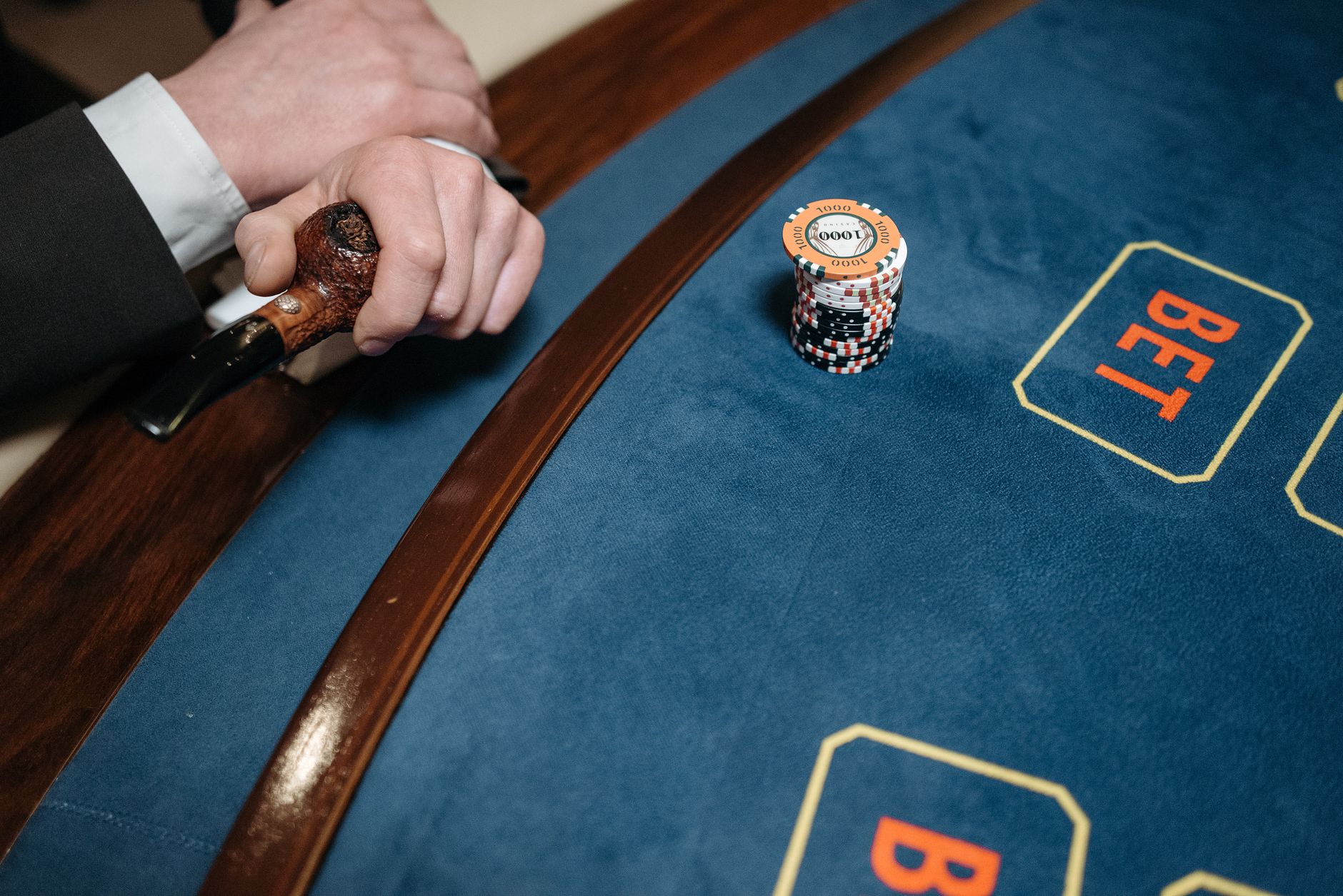 The Unveiling of Crypto Poker: Redefining Online Play with Blockchain's Edge