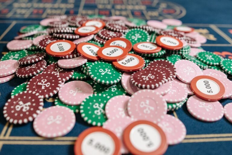 The Decentralized Felt: A Definitive Guide to the Best Crypto Poker Sites